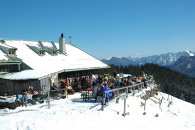 Sonnenterrasse auf der Aueralm