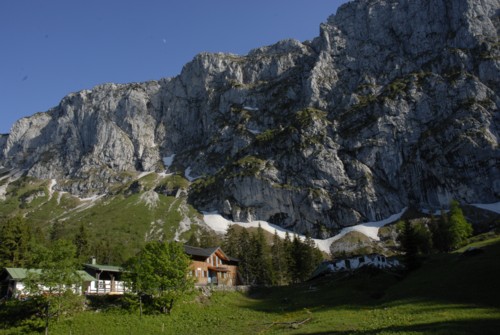 Aufstieg zur Tutzinger H&uuml;tte