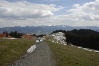 Abstieg vom Blomberg nach Wackersberg