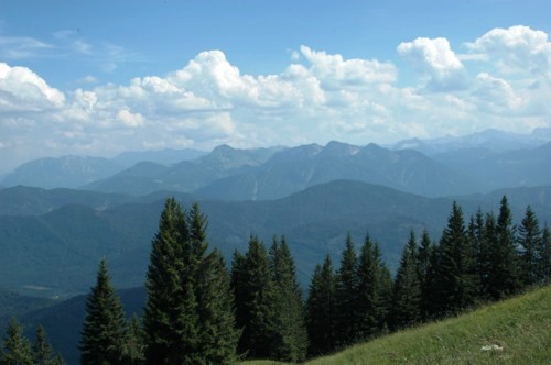 Blick auf die Bayerischen Vorberge von den Achselk&ouml;pfen aus