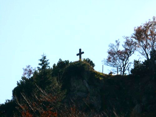 Blick auf einen Vorgipfel von der Kaseralm aus