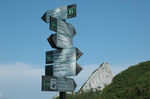 Wegweiser | Rotwandhaus &uuml;ber die sch&ouml;nen Gumpen zum Spitzingsee