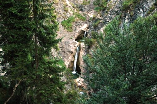 Blick auf die sch&ouml;nen Gumpen auf dem Weg vom Rotwandhaus zum Spitzingsee