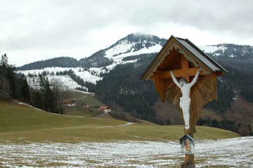 Chiemgau: Mit den Schneeschuhen auf den Spitzstein