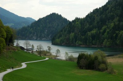 Blick auf den Hintersteiner See vom Westufer aus gesehen